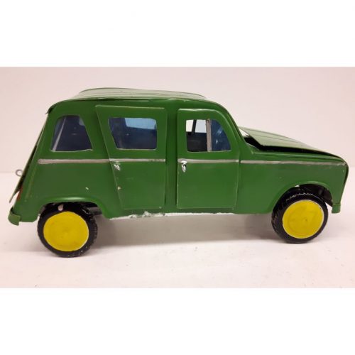 Fairtrade renault 4 groen van gerecycled blik