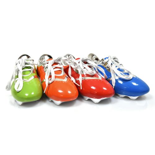 Spaarpot voetbal schoen van keramiek in 4 kleuren